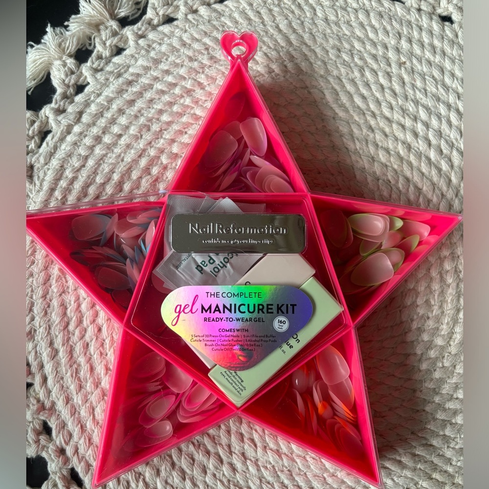 NWT Nail Reformation Colorful French tips set